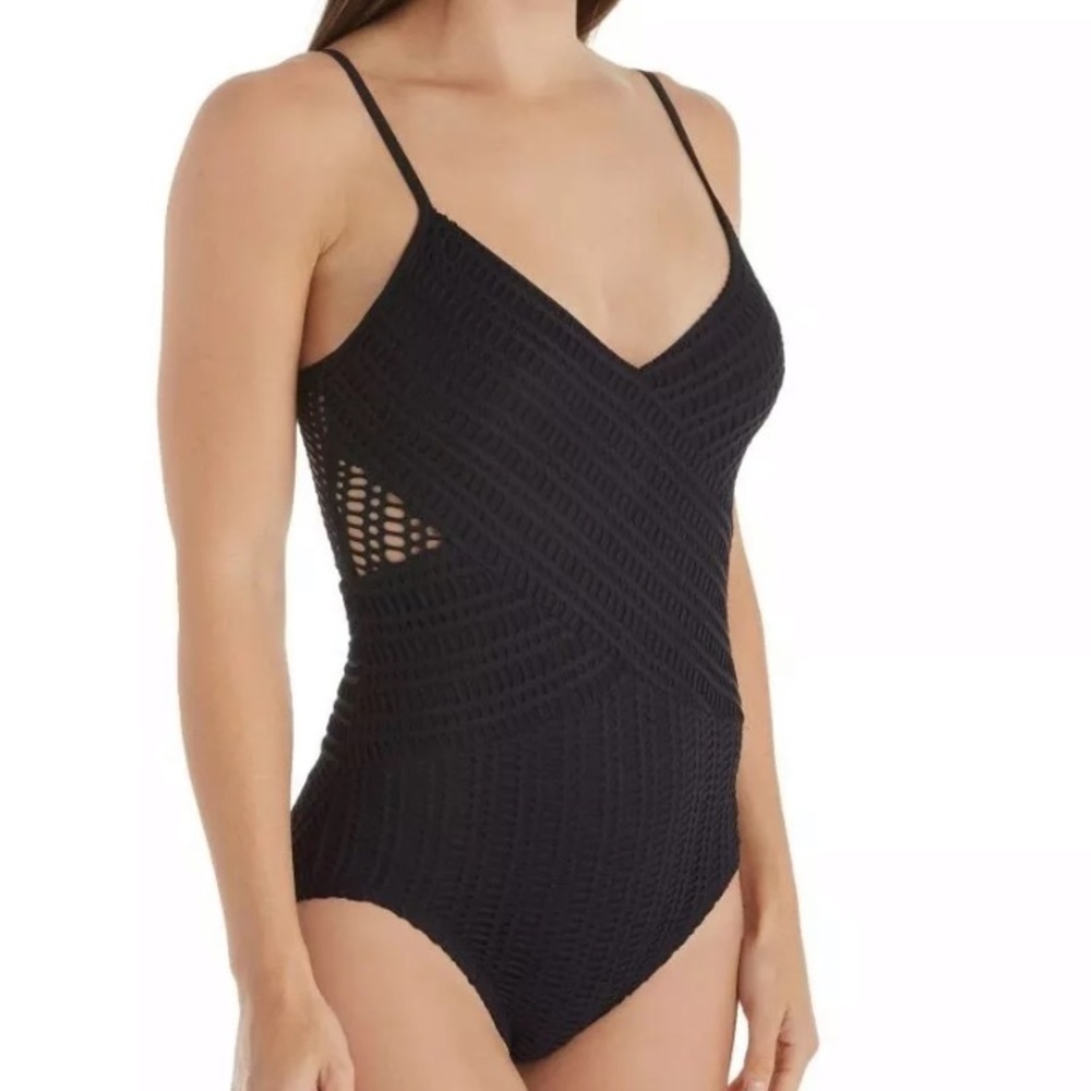 CONTOURS by Coco Reef Shoreline One Piece Swimsuit - Picture 2 of 5